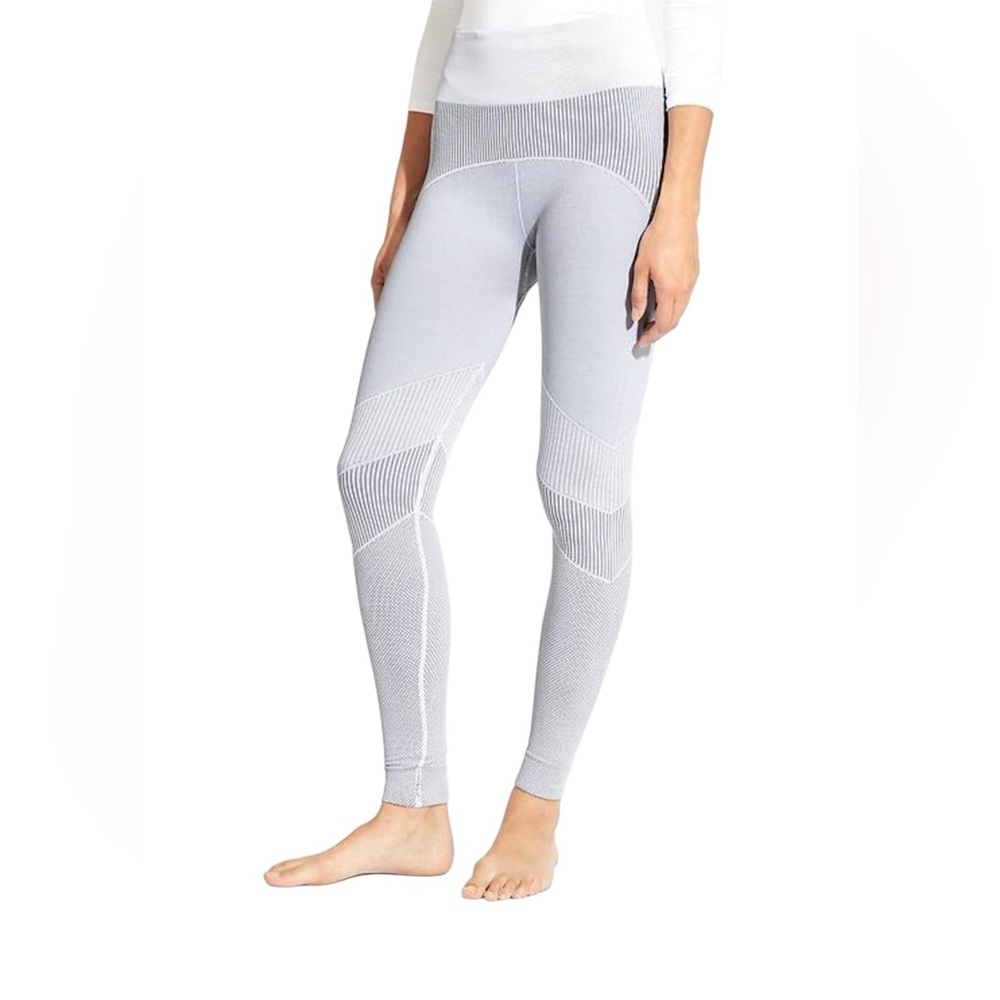 Athleta Size Small Light Grey High-Rise Flurry Base Layer Leggings